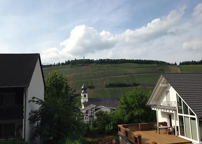 Gaestehaus Jufferpanorama Affittacamere Brauneberg